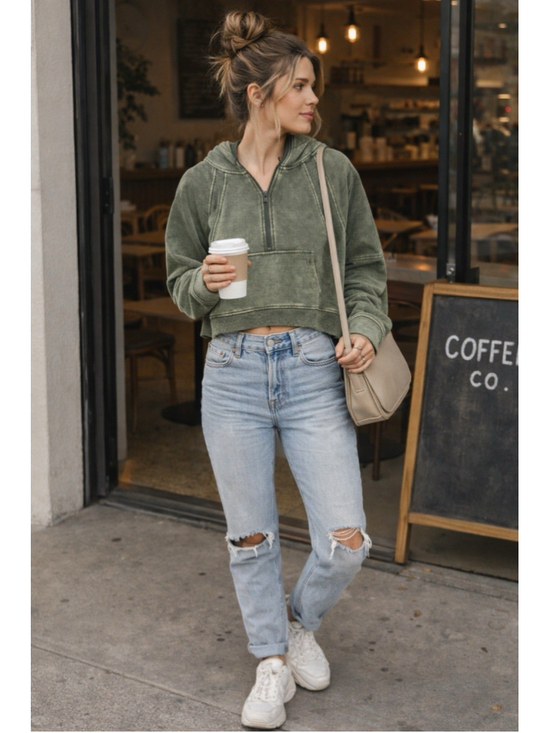 Zenana Outfitters Tops - Zenana Outfitters Olive Green Cropped Hooded Sweatshirt Women’s Sz: Small